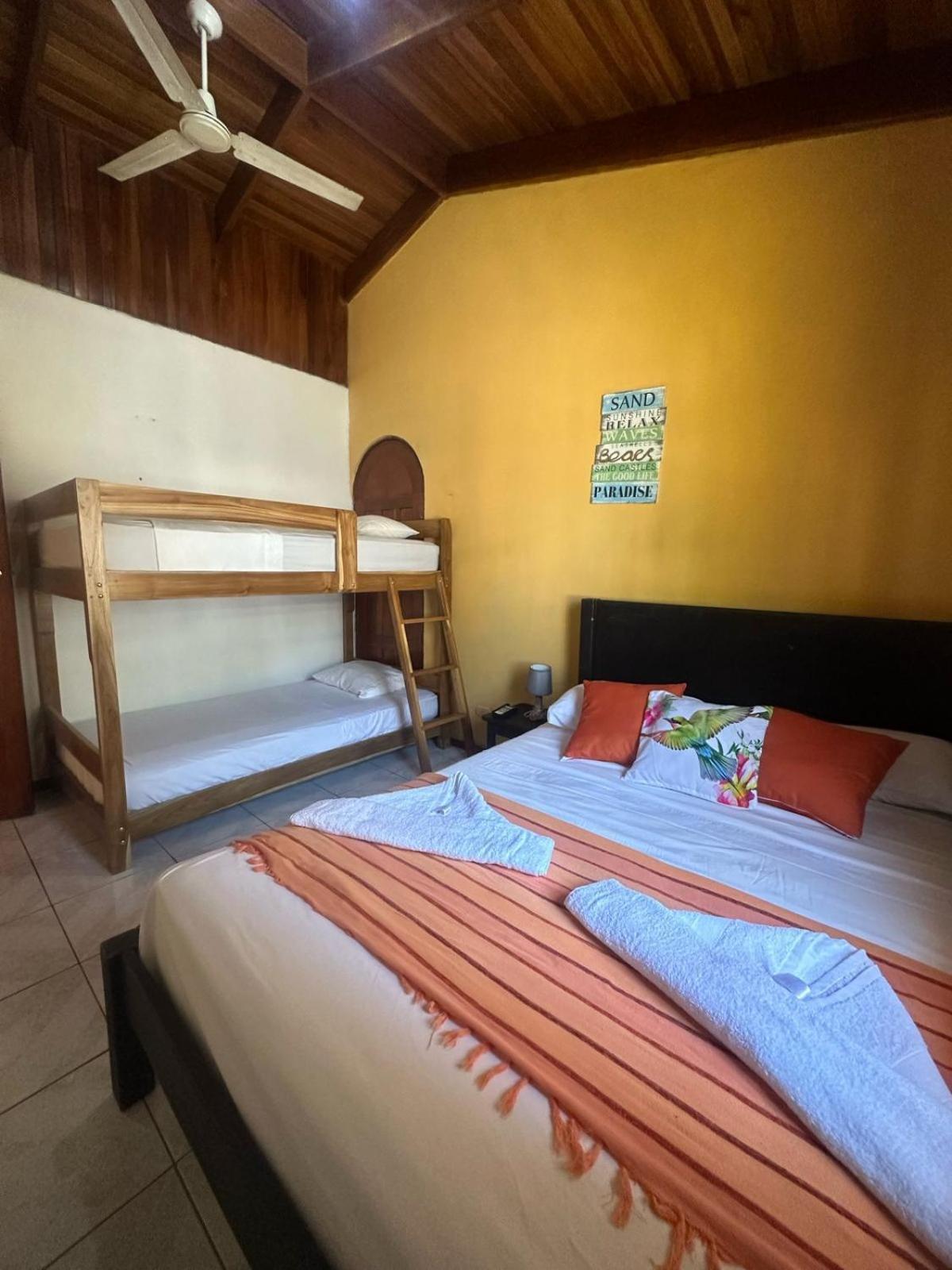 Hospedaje Colibri Manuel Antonio Exterior foto