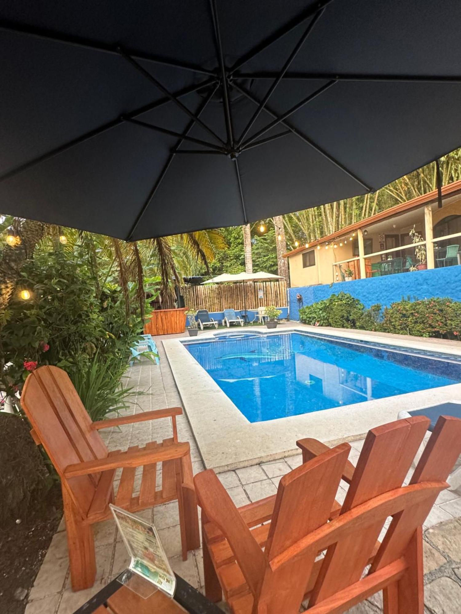 Hospedaje Colibri Manuel Antonio Exterior foto