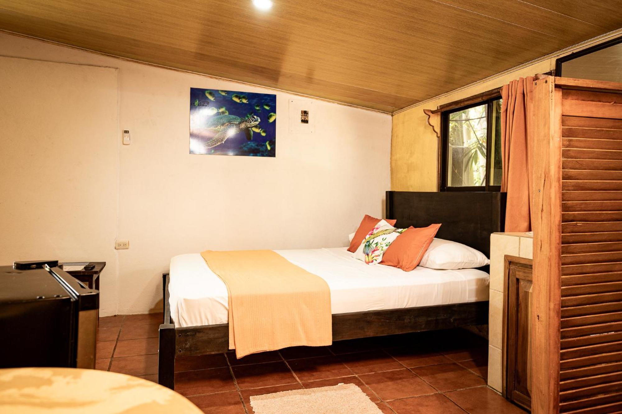 Hospedaje Colibri Manuel Antonio Exterior foto